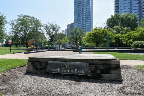Tiny photo for 1502 S Prairie Avenue #B, Chicago, IL 60605 (MLS # 12445551)