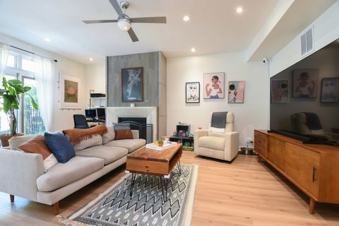 Tiny photo for 1502 S Prairie Avenue #B, Chicago, IL 60605 (MLS # 12445551)