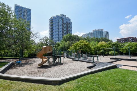 Tiny photo for 1502 S Prairie Avenue #B, Chicago, IL 60605 (MLS # 12445551)