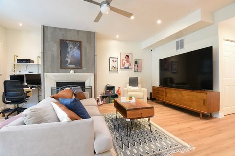 Tiny photo for 1502 S Prairie Avenue #B, Chicago, IL 60605 (MLS # 12445551)