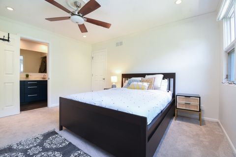 Tiny photo for 1502 S Prairie Avenue #B, Chicago, IL 60605 (MLS # 12445551)