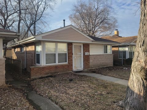 Photo of 12864 S Eggleston Avenue, Chicago, IL 60628 (MLS # 12561996)