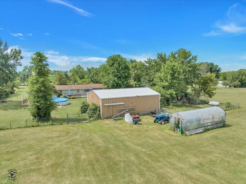 Tiny photo for 944 E County Line Road, Grant Park, IL 60940 (MLS # 12449914)