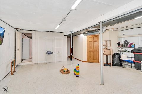 Tiny photo for 944 E County Line Road, Grant Park, IL 60940 (MLS # 12449914)