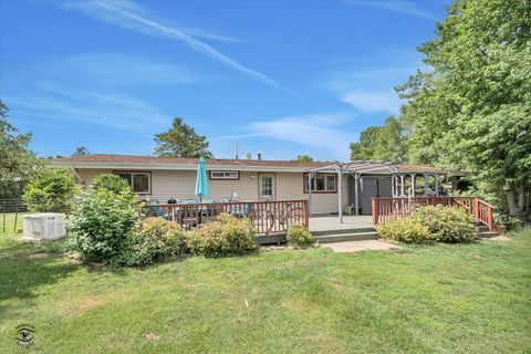 Tiny photo for 944 E County Line Road, Grant Park, IL 60940 (MLS # 12449914)