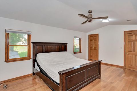 Tiny photo for 944 E County Line Road, Grant Park, IL 60940 (MLS # 12449914)