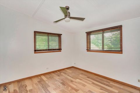 Tiny photo for 944 E County Line Road, Grant Park, IL 60940 (MLS # 12449914)