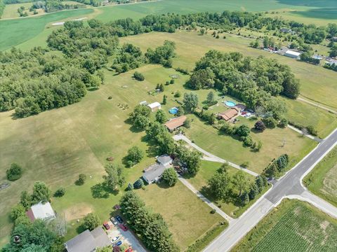 Tiny photo for 944 E County Line Road, Grant Park, IL 60940 (MLS # 12449914)