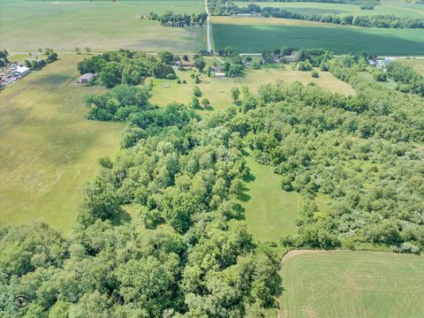 Tiny photo for 944 E County Line Road, Grant Park, IL 60940 (MLS # 12449914)