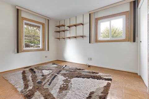 Tiny photo for 851 Crest Avenue, Elk Grove Village, IL 60007 (MLS # 12498917)