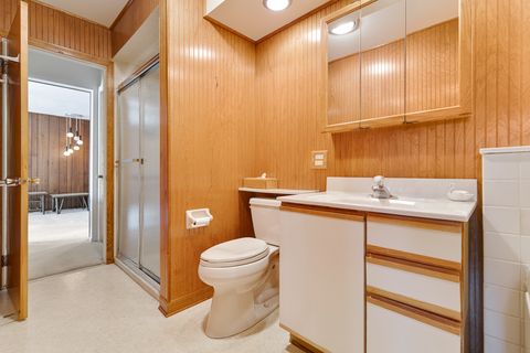 Tiny photo for 851 Crest Avenue, Elk Grove Village, IL 60007 (MLS # 12498917)