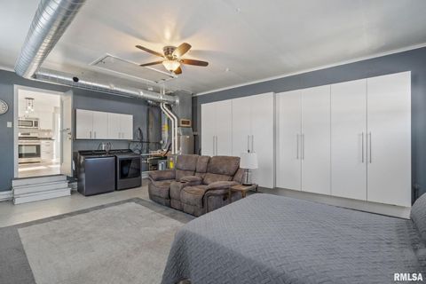 Tiny photo for 622 53RD Street, Moline, IL 61265 (MLS # QC4270105)