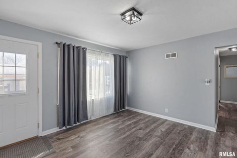 Tiny photo for 622 53RD Street, Moline, IL 61265 (MLS # QC4270105)