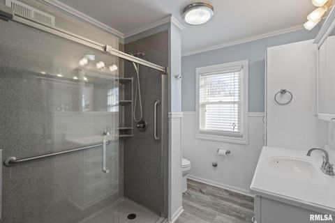 Tiny photo for 622 53RD Street, Moline, IL 61265 (MLS # QC4270105)