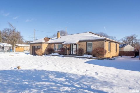 Tiny photo for 622 53RD Street, Moline, IL 61265 (MLS # QC4270105)