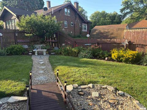 Tiny photo for 622 53RD Street, Moline, IL 61265 (MLS # QC4270105)