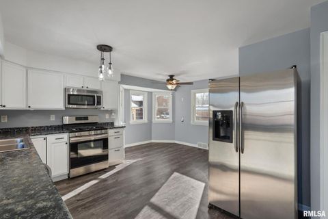 Tiny photo for 622 53RD Street, Moline, IL 61265 (MLS # QC4270105)