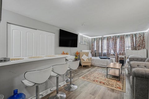 Tiny photo for 2401 W Balmoral Avenue #1C, Chicago, IL 60625 (MLS # 12717316)
