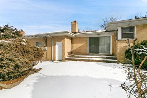 Tiny photo for 16560 Greenwood Avenue, South Holland, IL 60473 (MLS # 12479439)