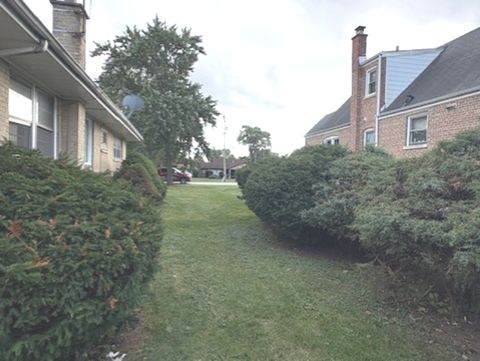 Tiny photo for 16560 Greenwood Avenue, South Holland, IL 60473 (MLS # 12479439)