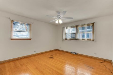 Tiny photo for 16560 Greenwood Avenue, South Holland, IL 60473 (MLS # 12479439)