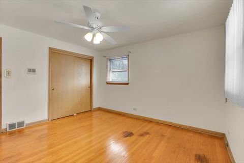 Tiny photo for 16560 Greenwood Avenue, South Holland, IL 60473 (MLS # 12479439)