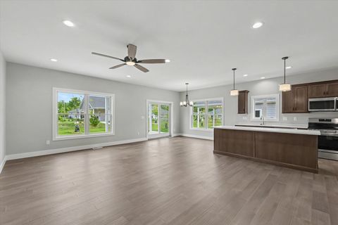 Tiny photo for 516 S 6th Street, Fairbury, IL 61739 (MLS # 12649029)