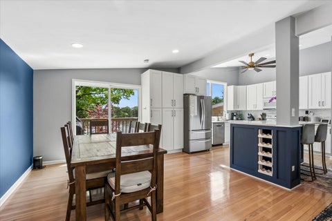 Tiny photo for 585 Killarney Pass Circle, Mundelein, IL 60060 (MLS # 12674576)