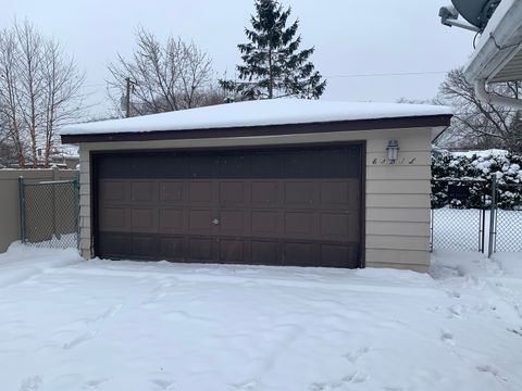 Tiny photo for 148 W Kennedy Drive, Streamwood, IL 60107 (MLS # 12534398)