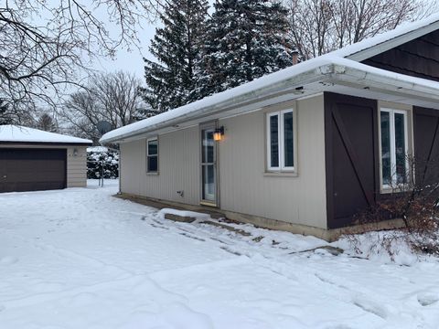 Tiny photo for 148 W Kennedy Drive, Streamwood, IL 60107 (MLS # 12534398)