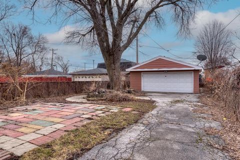 Tiny photo for 8625 43rd Street, Lyons, IL 60534 (MLS # 12579188)