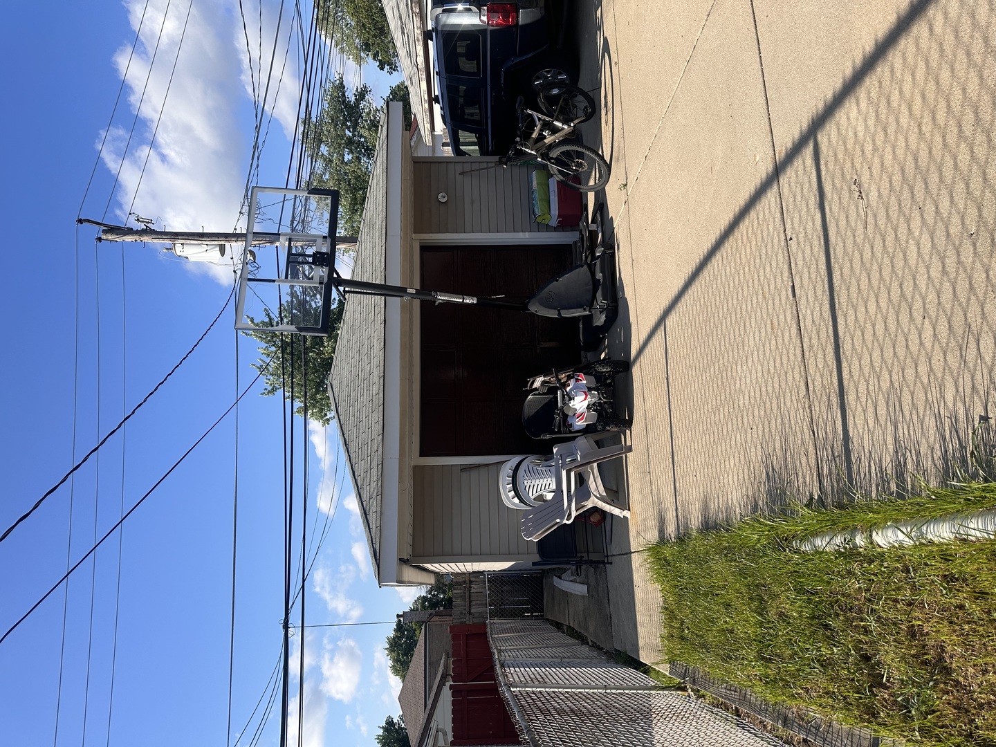3914 W 84th Place