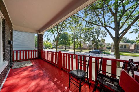 Tiny photo for 2016 E 93rd Street, Chicago, IL 60617 (MLS # 12496469)