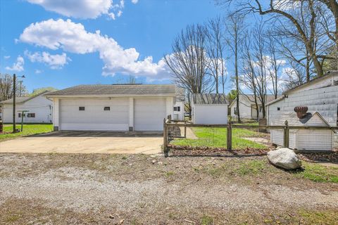 Tiny photo for 305 E Main Street, Ogden, IL 61859 (MLS # 12616520)