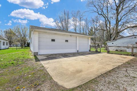 Tiny photo for 305 E Main Street, Ogden, IL 61859 (MLS # 12616520)