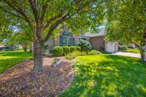 Tiny photo for 12 Stonehedges Court, Bloomington, IL 61705 (MLS # 12776610)