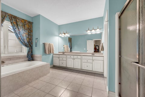 Tiny photo for 12 Stonehedges Court, Bloomington, IL 61705 (MLS # 12776610)