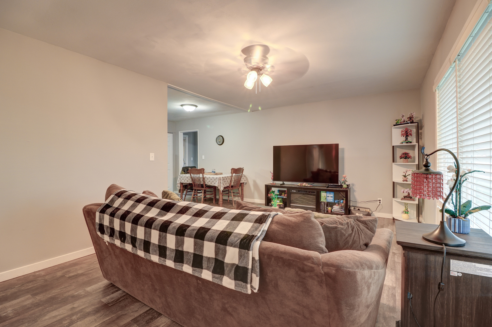 807 W 18th Street