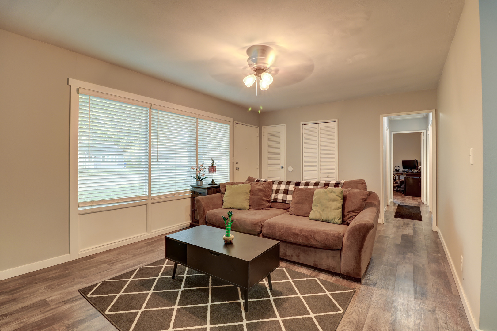 807 W 18th Street