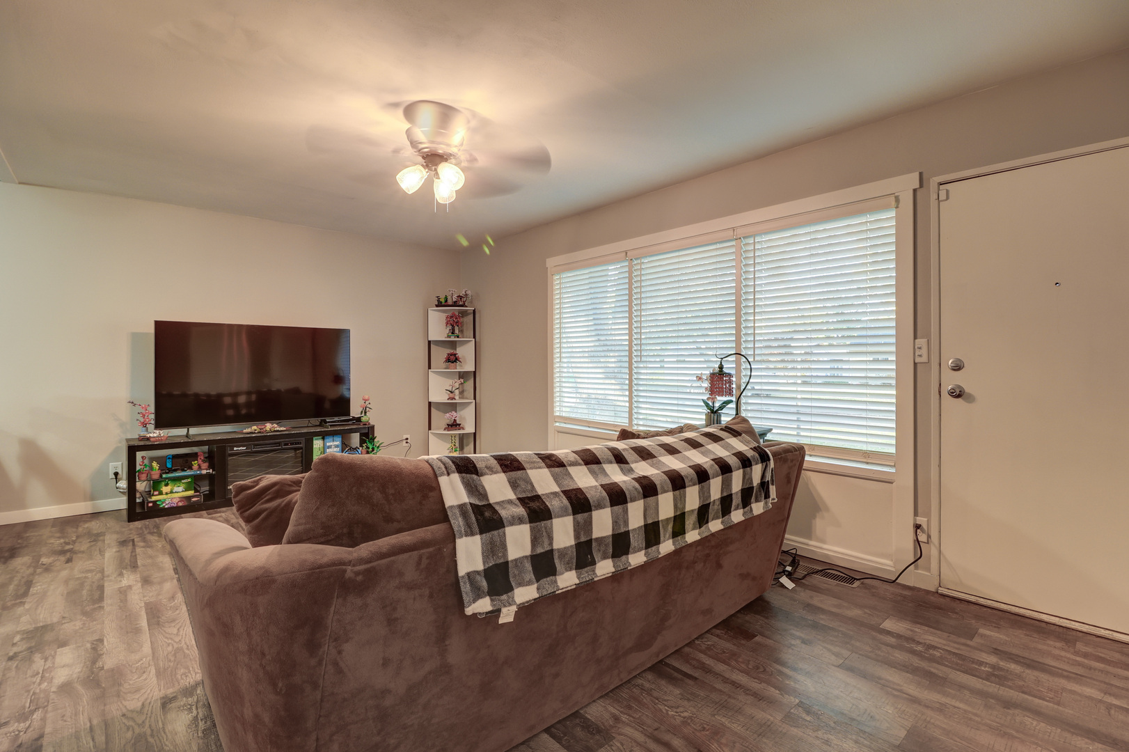 807 W 18th Street