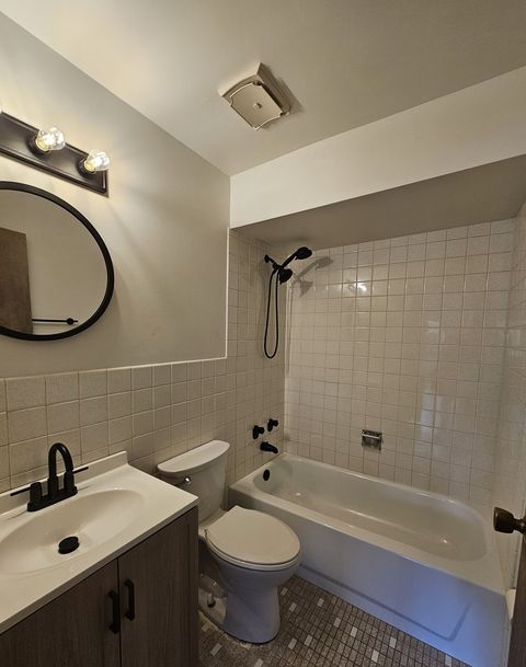 Tiny photo for 6630 S Brainard Avenue #112, Countryside, IL 60525 (MLS # 12672161)