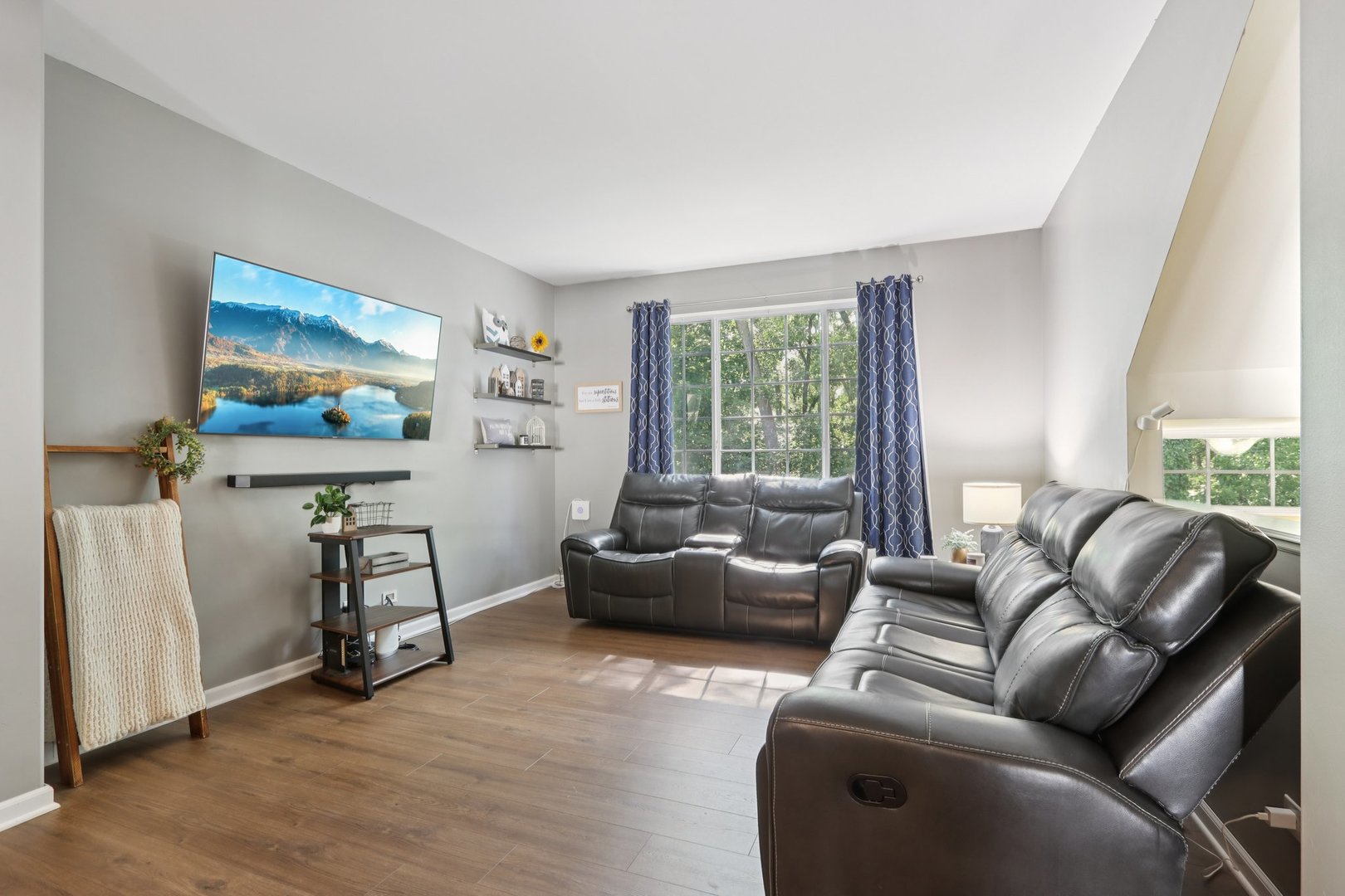 406 Cary Woods Circle