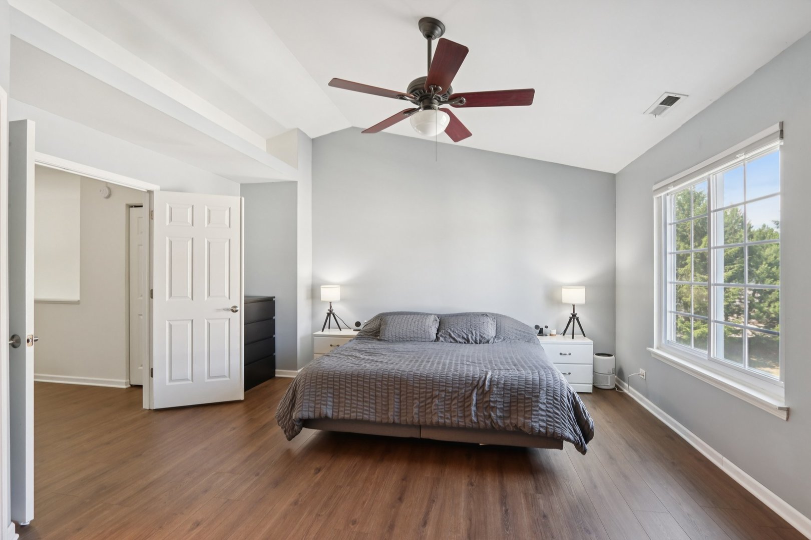406 Cary Woods Circle