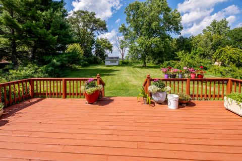 Tiny photo for 178 Brookhill Road, Libertyville, IL 60048 (MLS # 12429368)