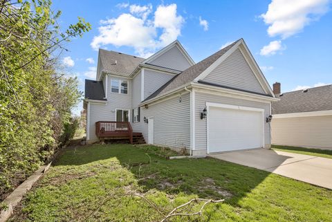 Tiny photo for 335 W Carriage Lane, Bensenville, IL 60106 (MLS # 12607146)