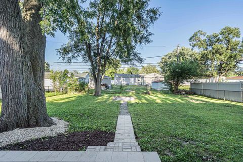 Tiny photo for 605 Montrose Drive, Romeoville, IL 60446 (MLS # 12454422)