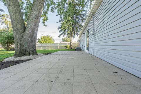 Tiny photo for 605 Montrose Drive, Romeoville, IL 60446 (MLS # 12454422)