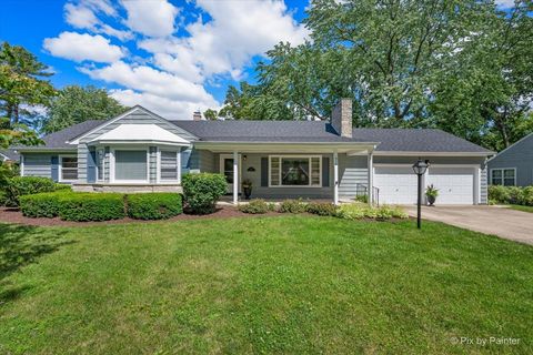 Photo of 316 S Elmwood Drive, Aurora, IL 60506 (MLS # 12680750)