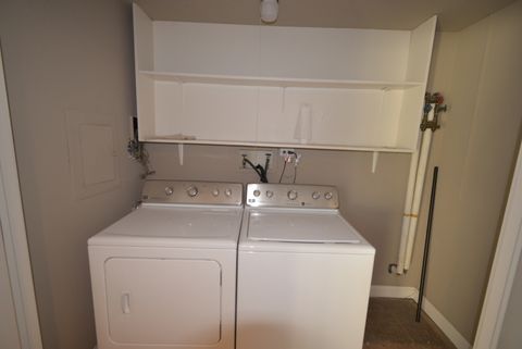 Tiny photo for 183 Cascade Drive, Indian Head Park, IL 60525 (MLS # 12489477)