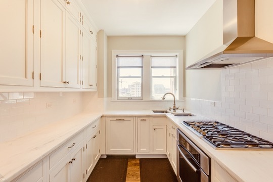 5000 S CORNELL Avenue 9A